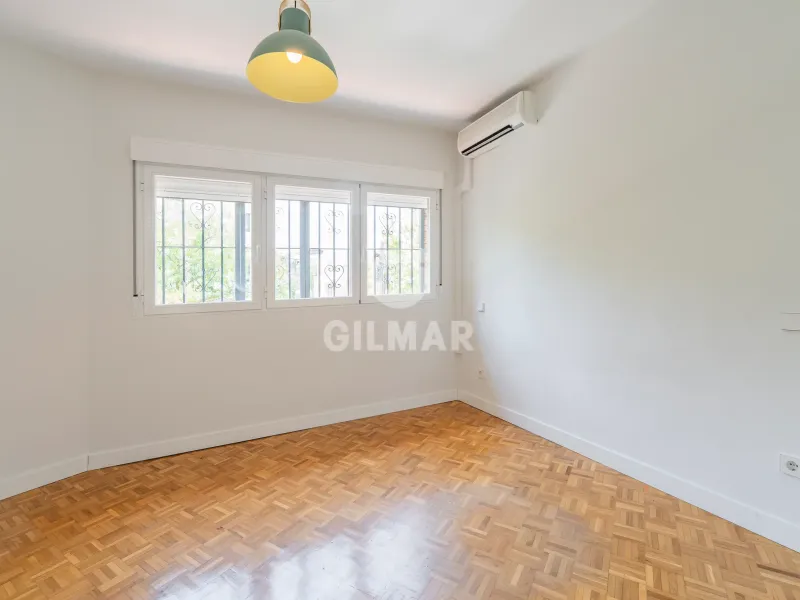 Semi-detached house in Arturo Soria - Madrid