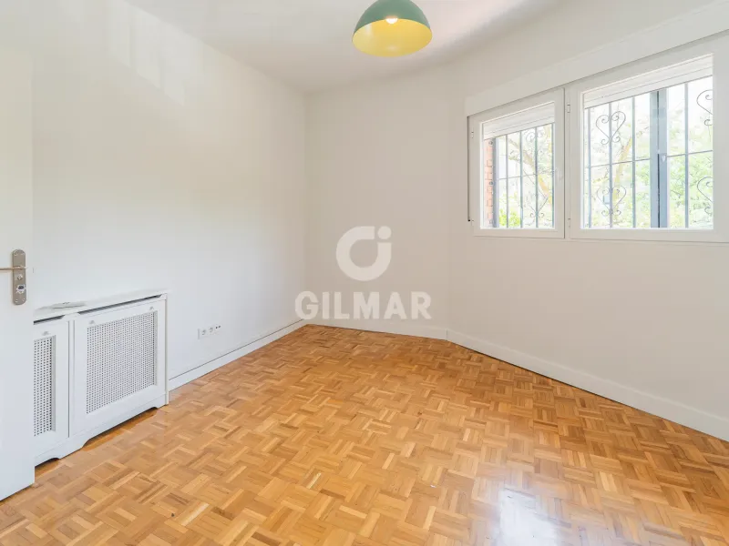 Semi-detached house in Arturo Soria - Madrid