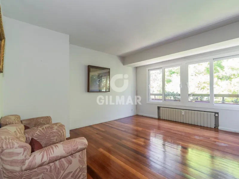 Apartment in Nueva España - Madrid