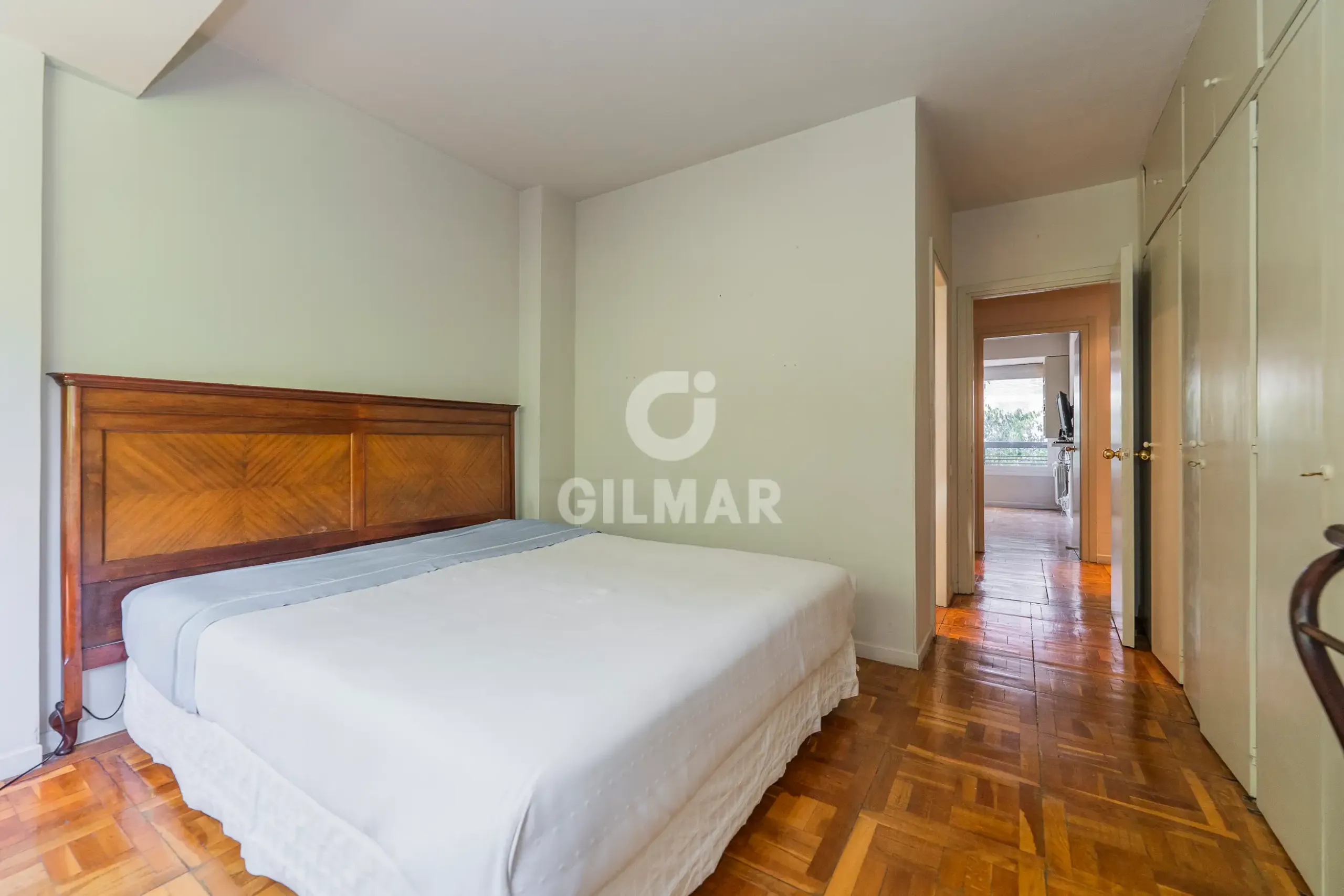 Apartment in Nueva España - Madrid