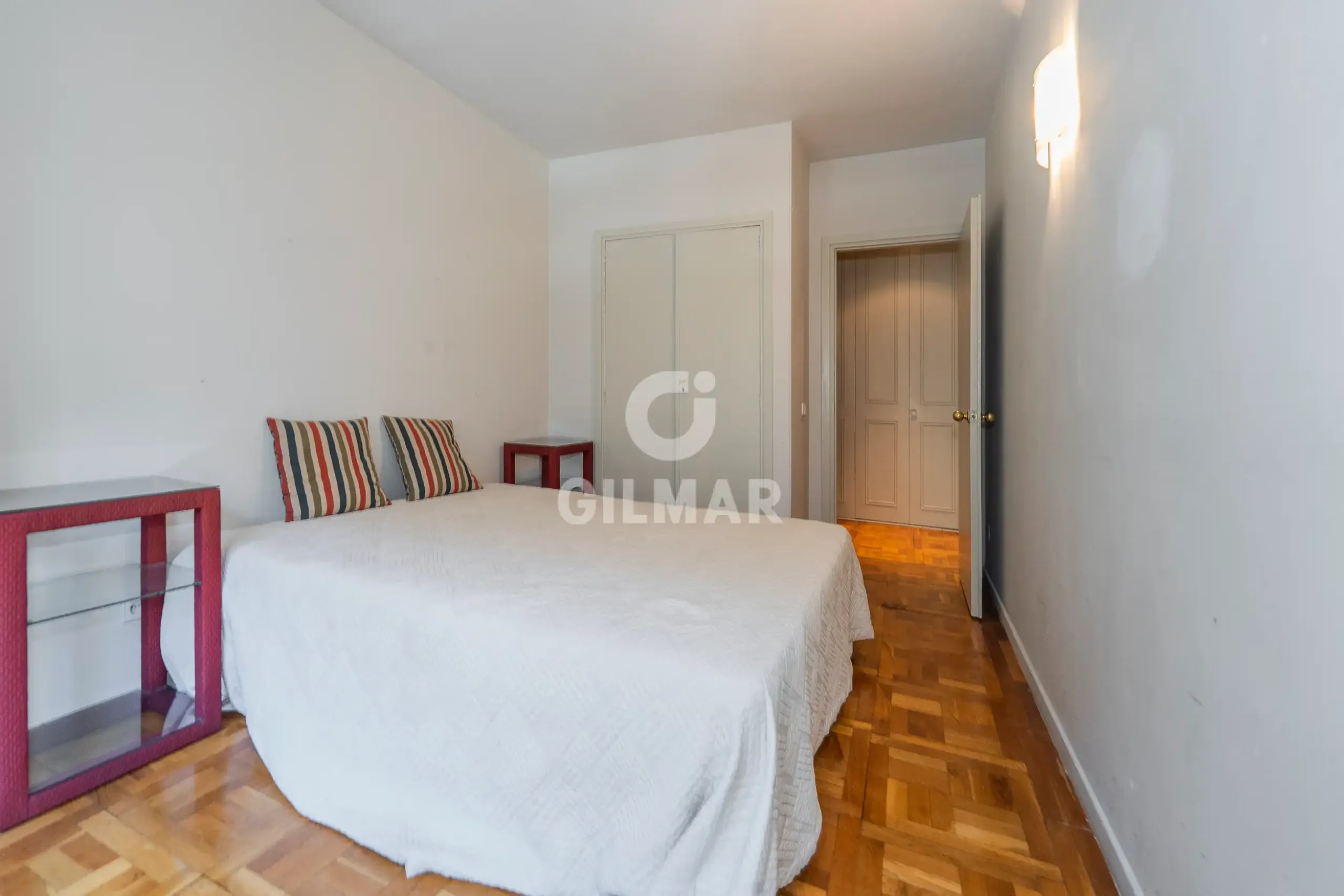 Apartment in Nueva España - Madrid