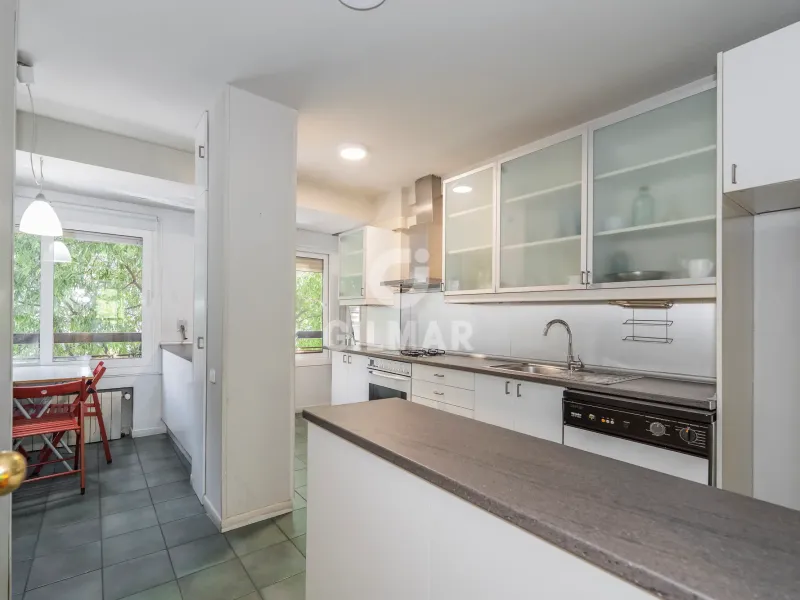 Apartment in Nueva España - Madrid