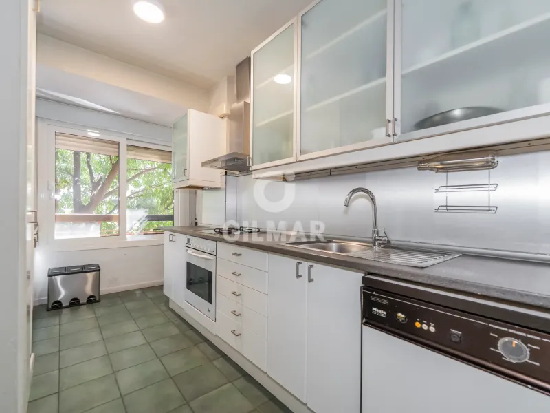 Apartment in Nueva España - Madrid