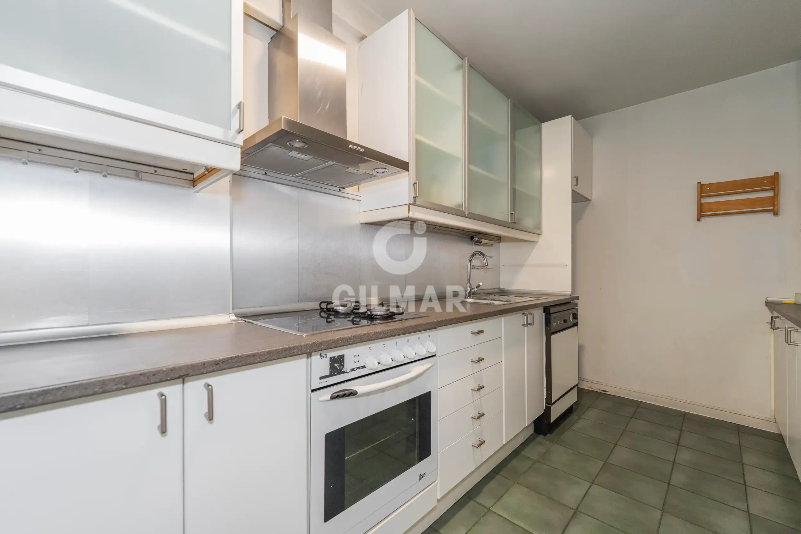 Apartment in Nueva España - Madrid