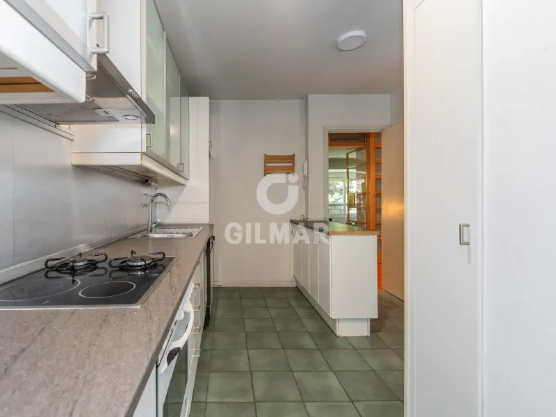 Apartment in Nueva España - Madrid