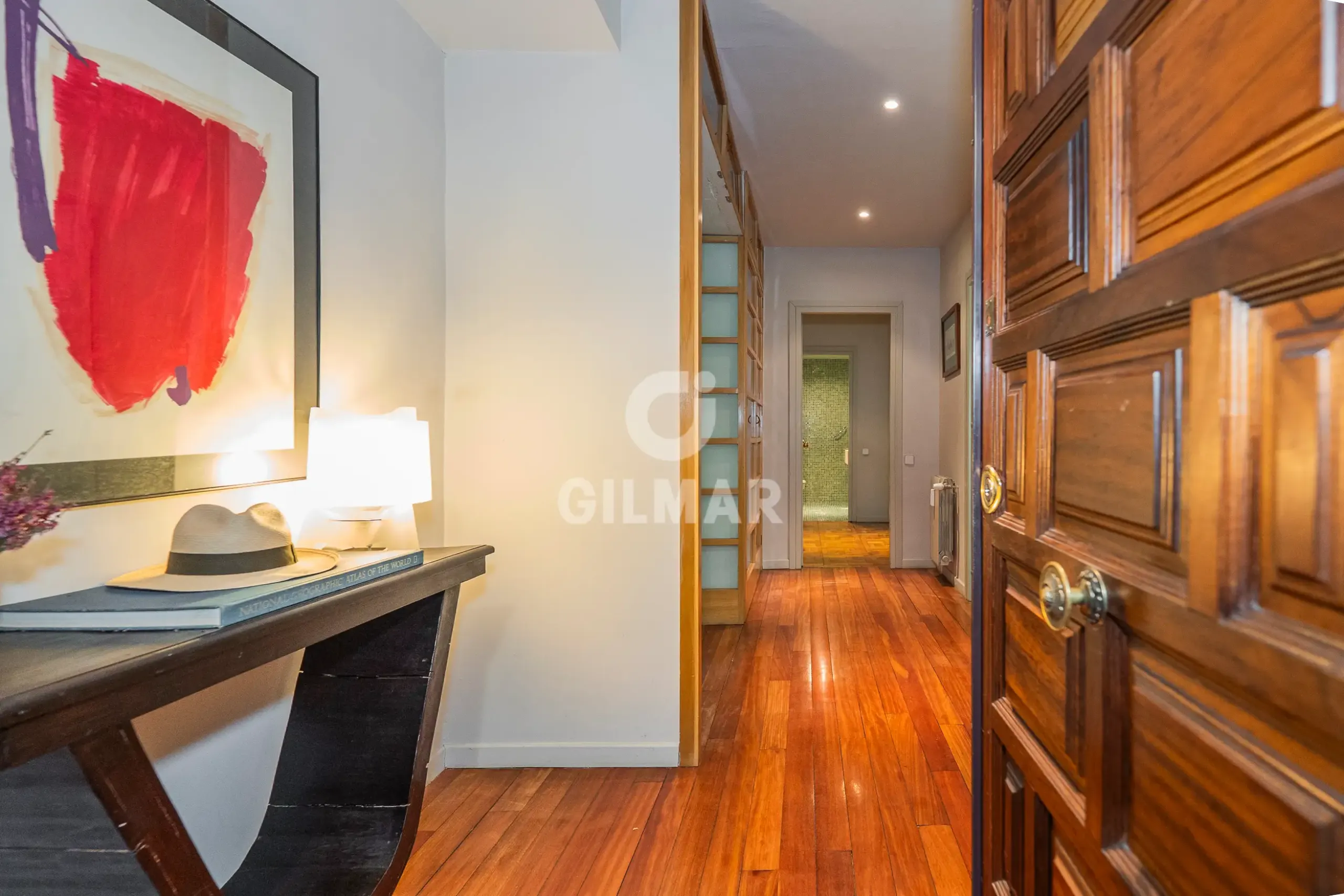 Apartment in Nueva España - Madrid