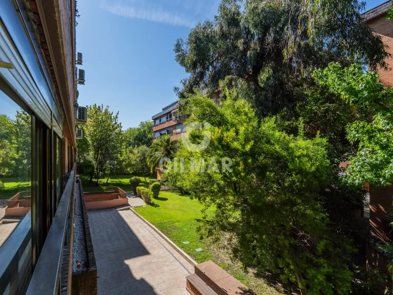 Apartment in Nueva España - Madrid