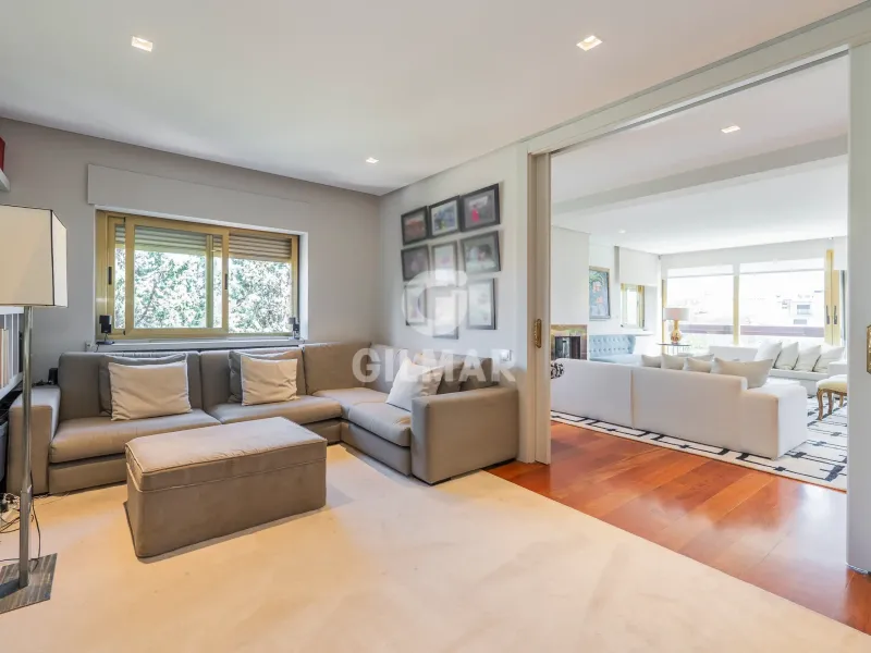 Apartment in Nueva España - Madrid