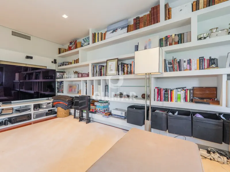 Apartment in Nueva España - Madrid