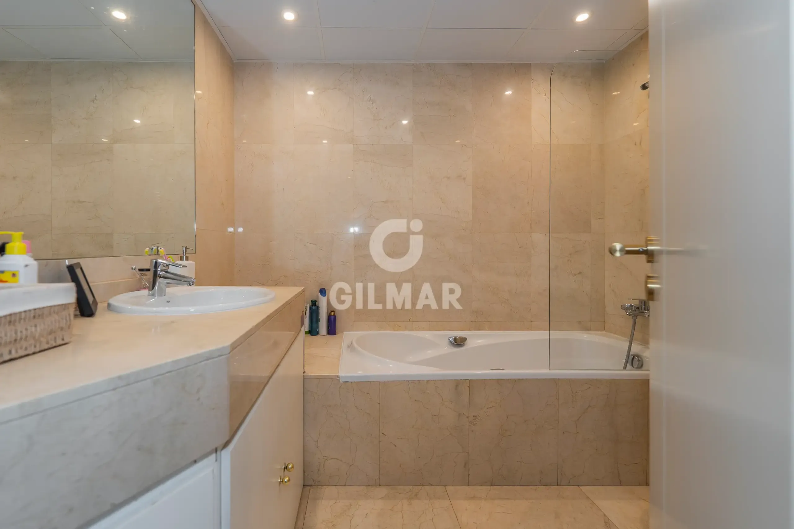 Apartment in Nueva España - Madrid