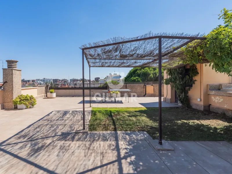 Apartment in Nueva España - Madrid