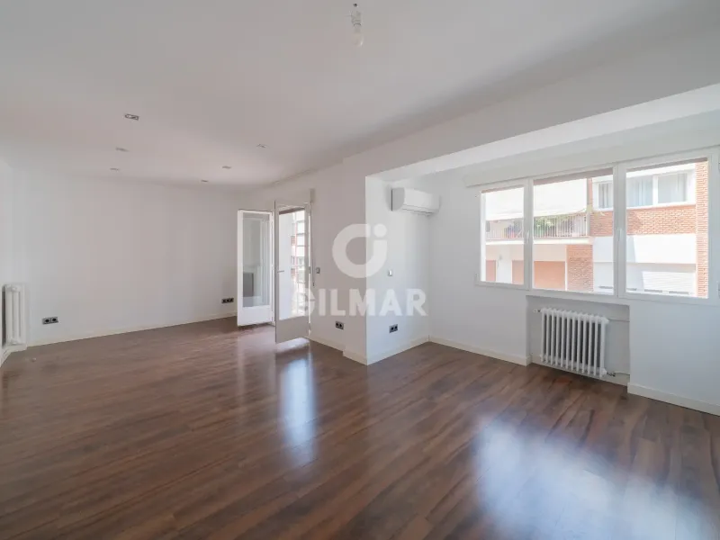 Apartment in Trafalgar - Madrid