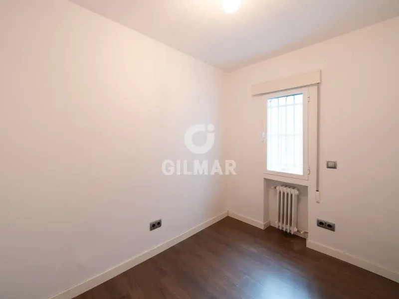 Apartment in Trafalgar - Madrid