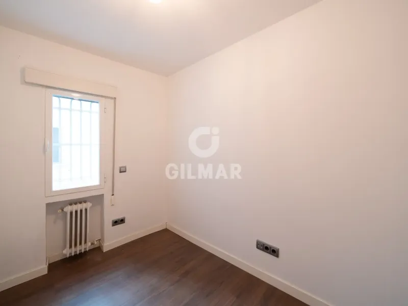 Apartment in Trafalgar - Madrid