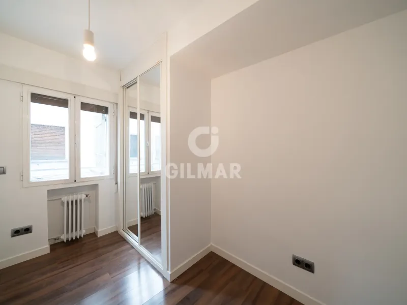Apartment in Trafalgar - Madrid