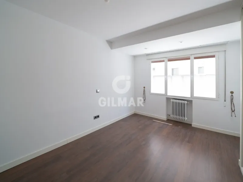 Apartment in Trafalgar - Madrid