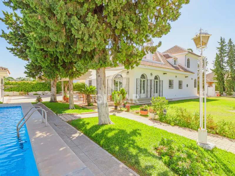 Villa in Montequinto - Sevilla