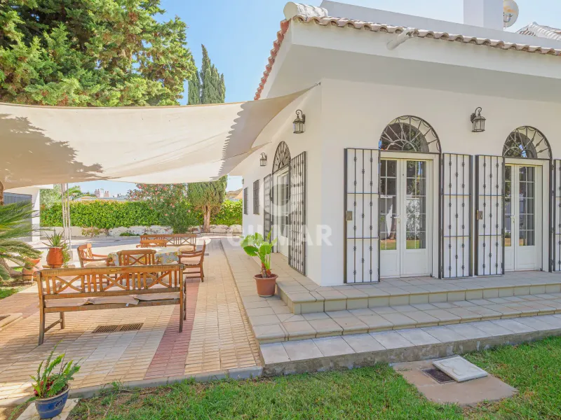 Villa in Montequinto - Sevilla