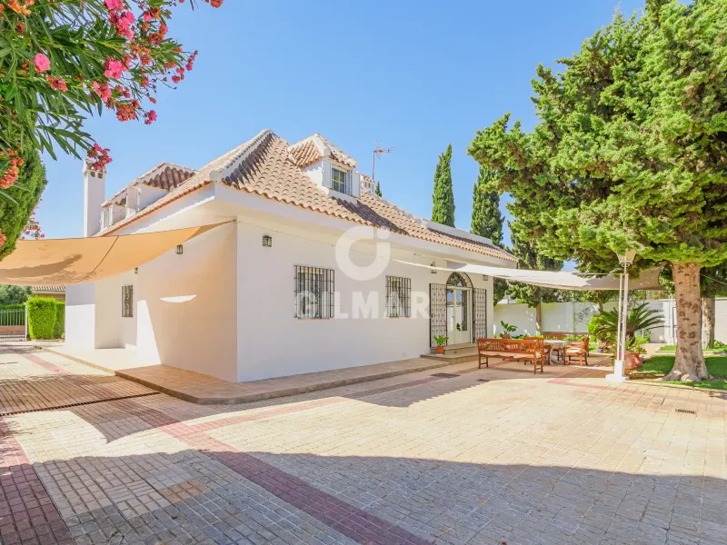 Villa in Montequinto - Sevilla