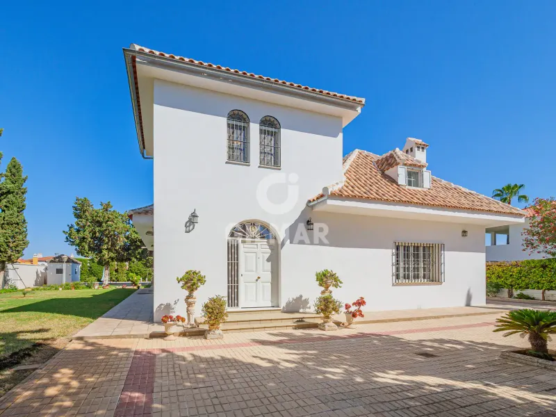 Villa in Montequinto - Sevilla