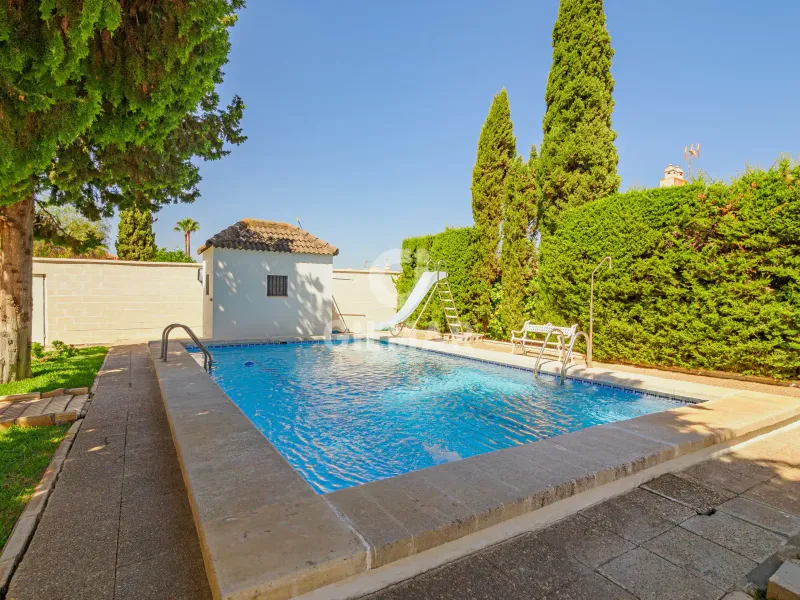 Villa in Montequinto - Sevilla