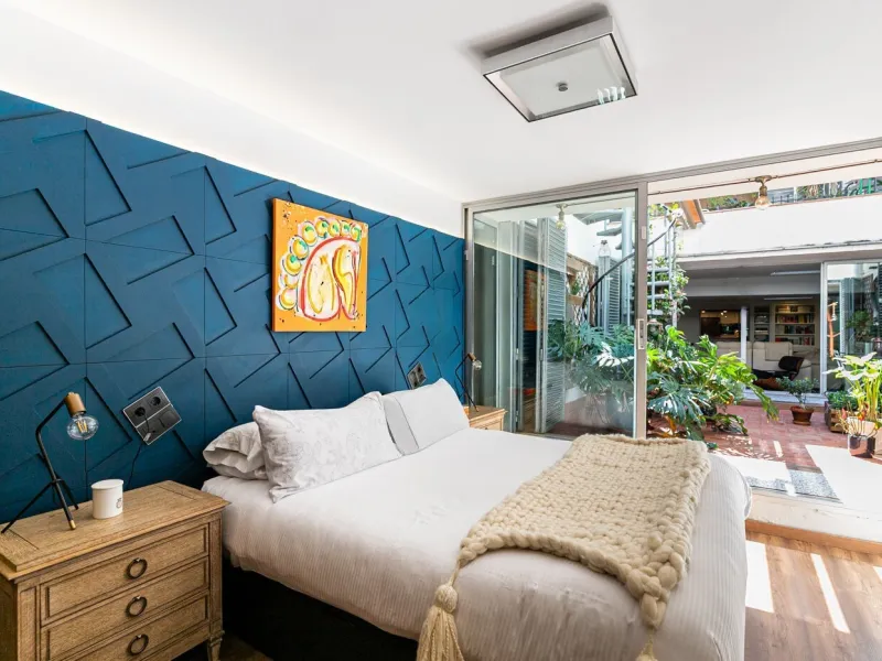 Modern Apartment with Terrace in Eixample Esquerra, Barcelona