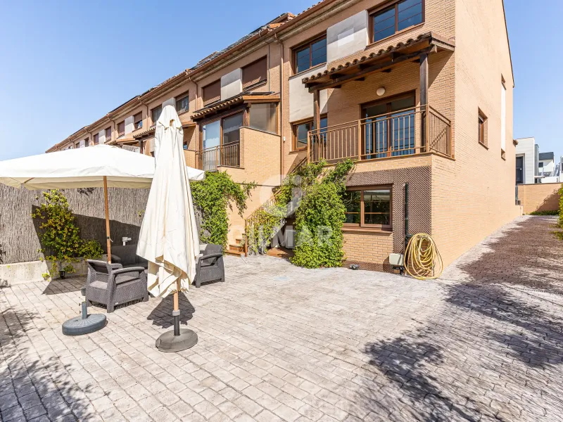 Townhouse in Arroyomolinos - Madrid
