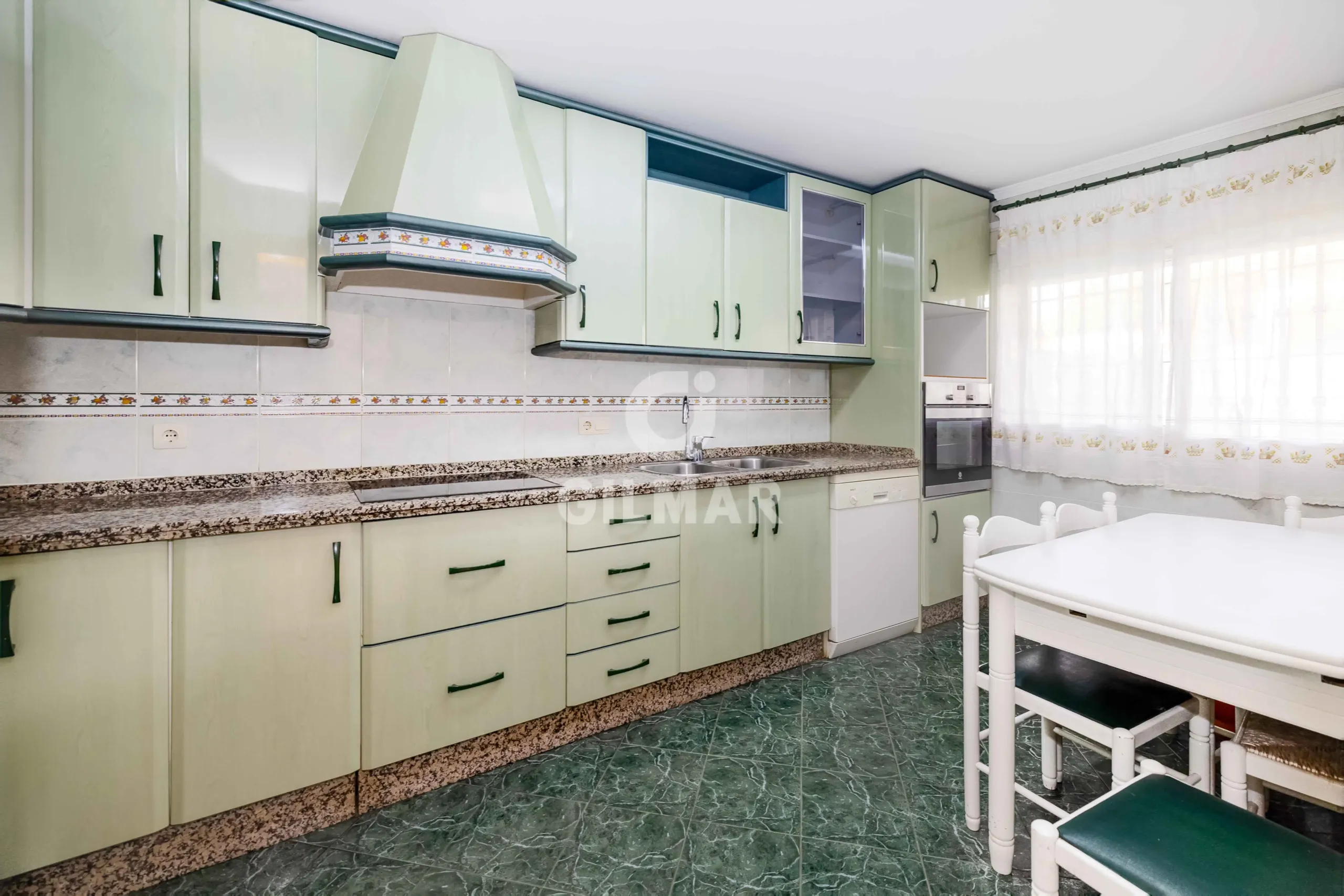Townhouse in Marbella Ciudad - Málaga