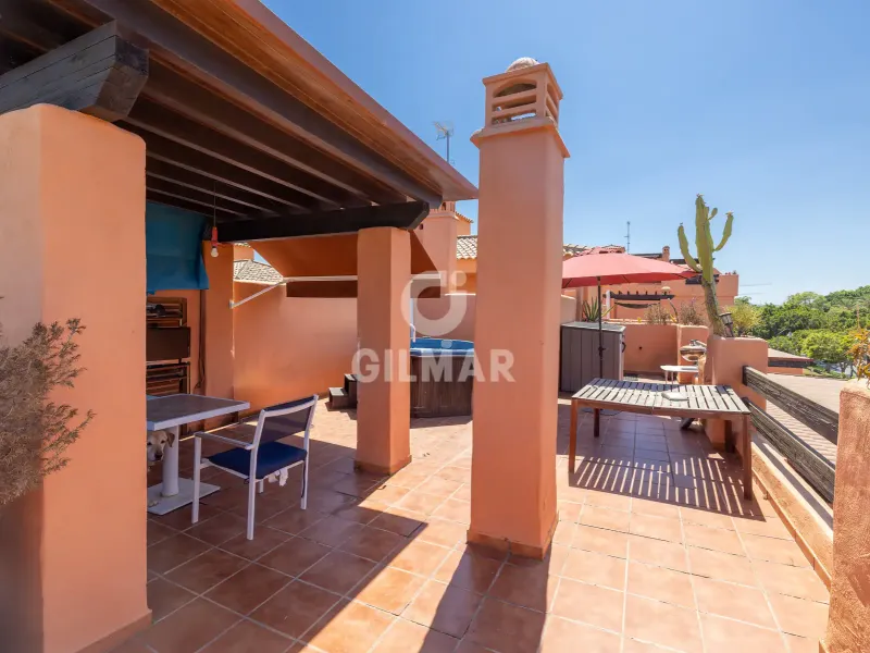 Penthouse in Estepona - Málaga