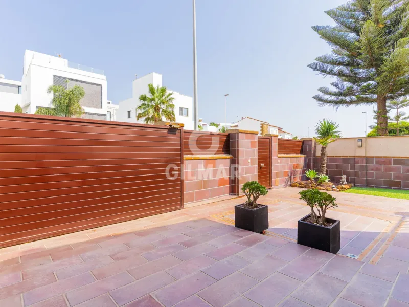 Semi-detached house in Barbate - Cádiz