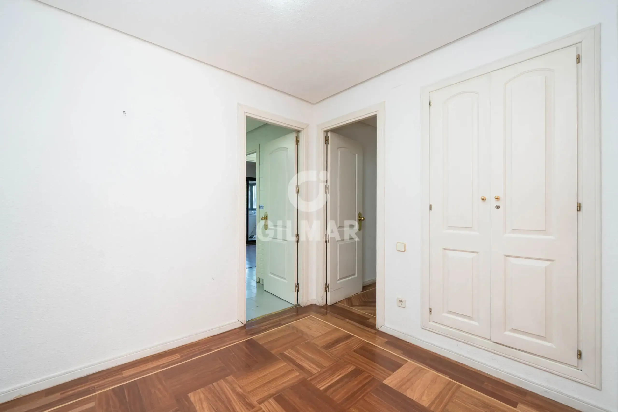 Apartment in Mirasierra - Madrid