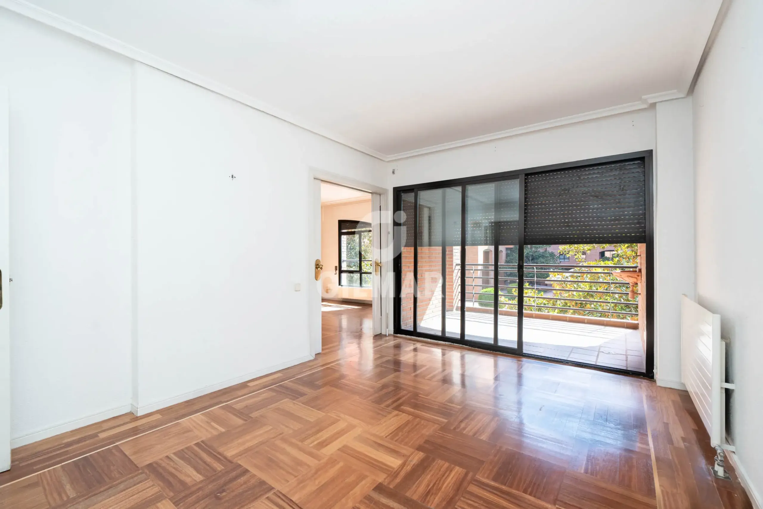 Apartment in Mirasierra - Madrid