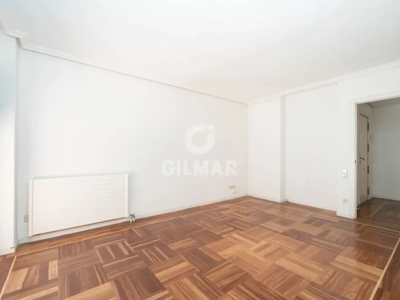 Apartment in Mirasierra - Madrid