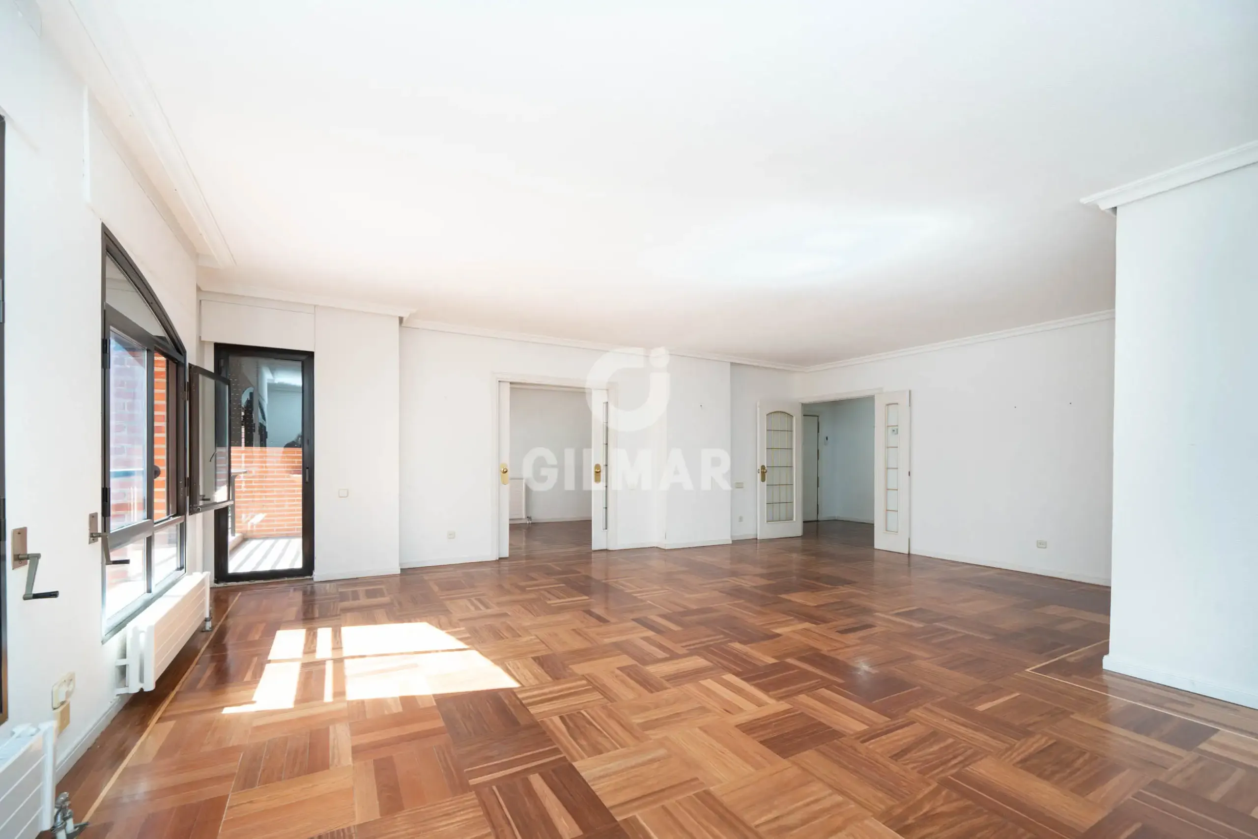 Apartment in Mirasierra - Madrid