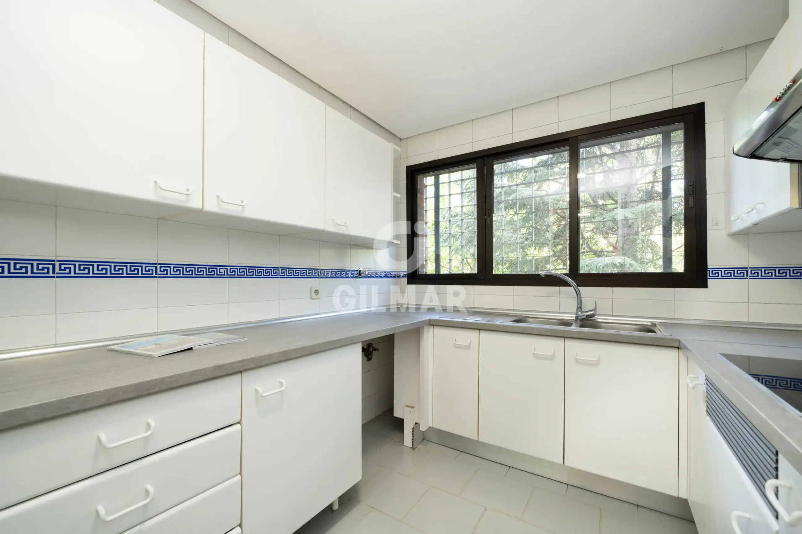 Apartment in Mirasierra - Madrid