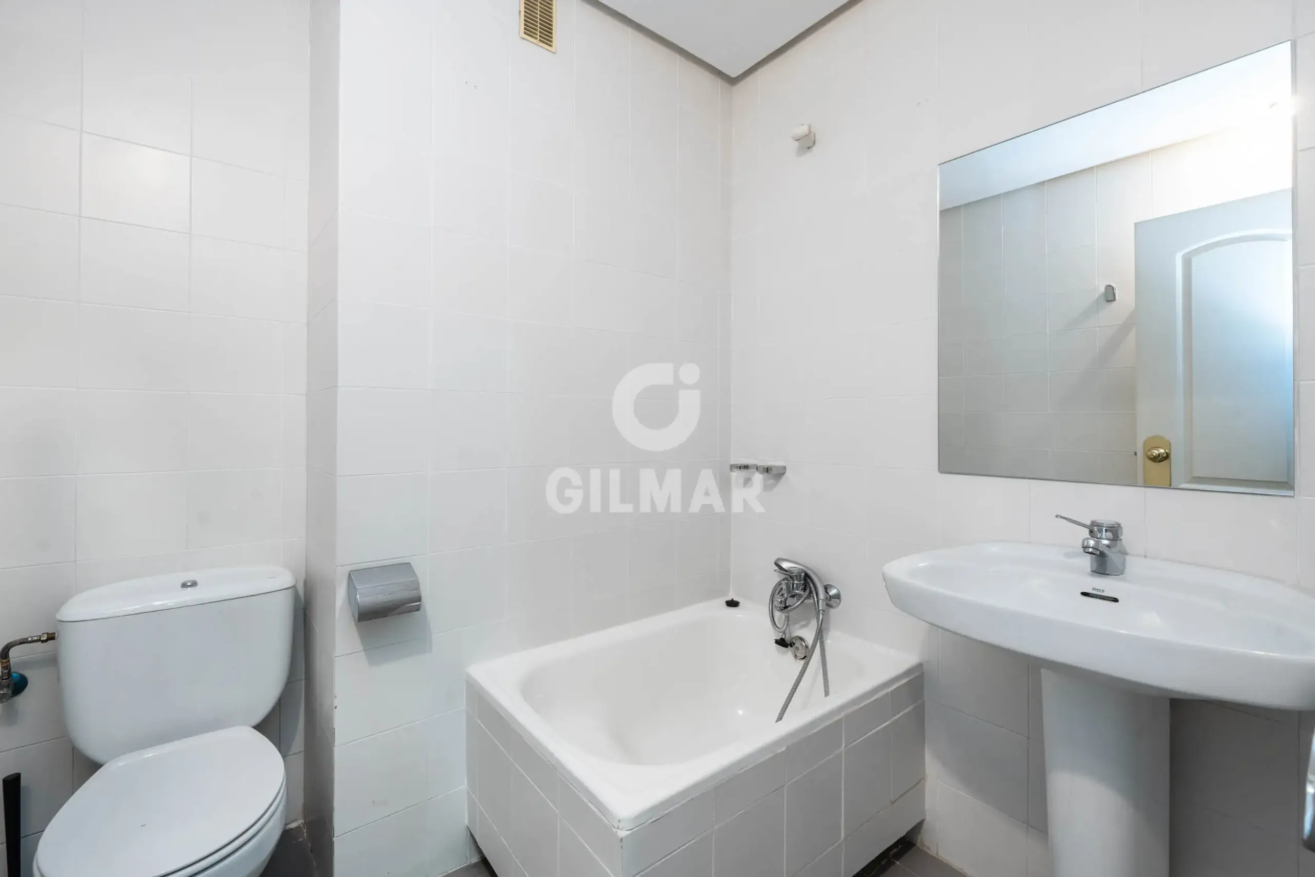 Apartment in Mirasierra - Madrid