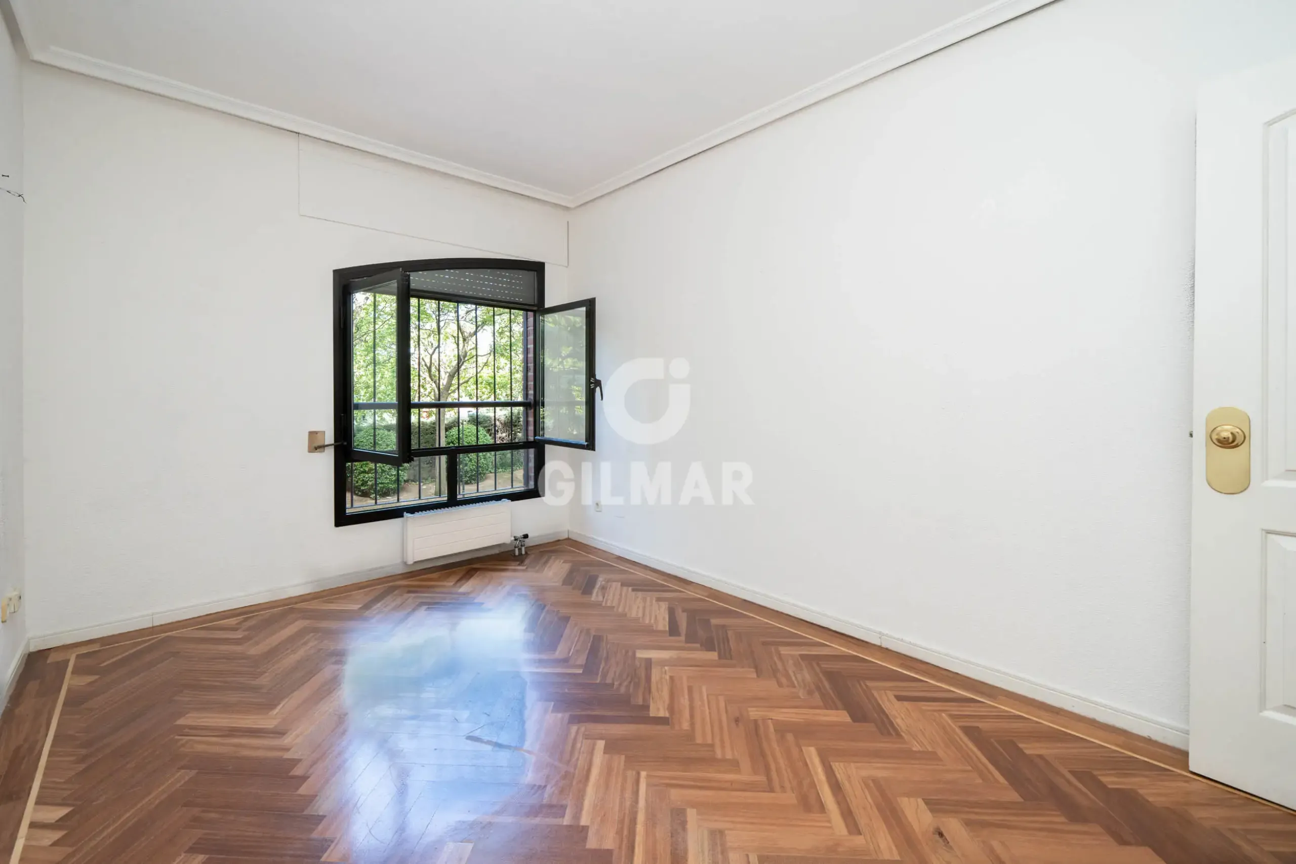 Apartment in Mirasierra - Madrid