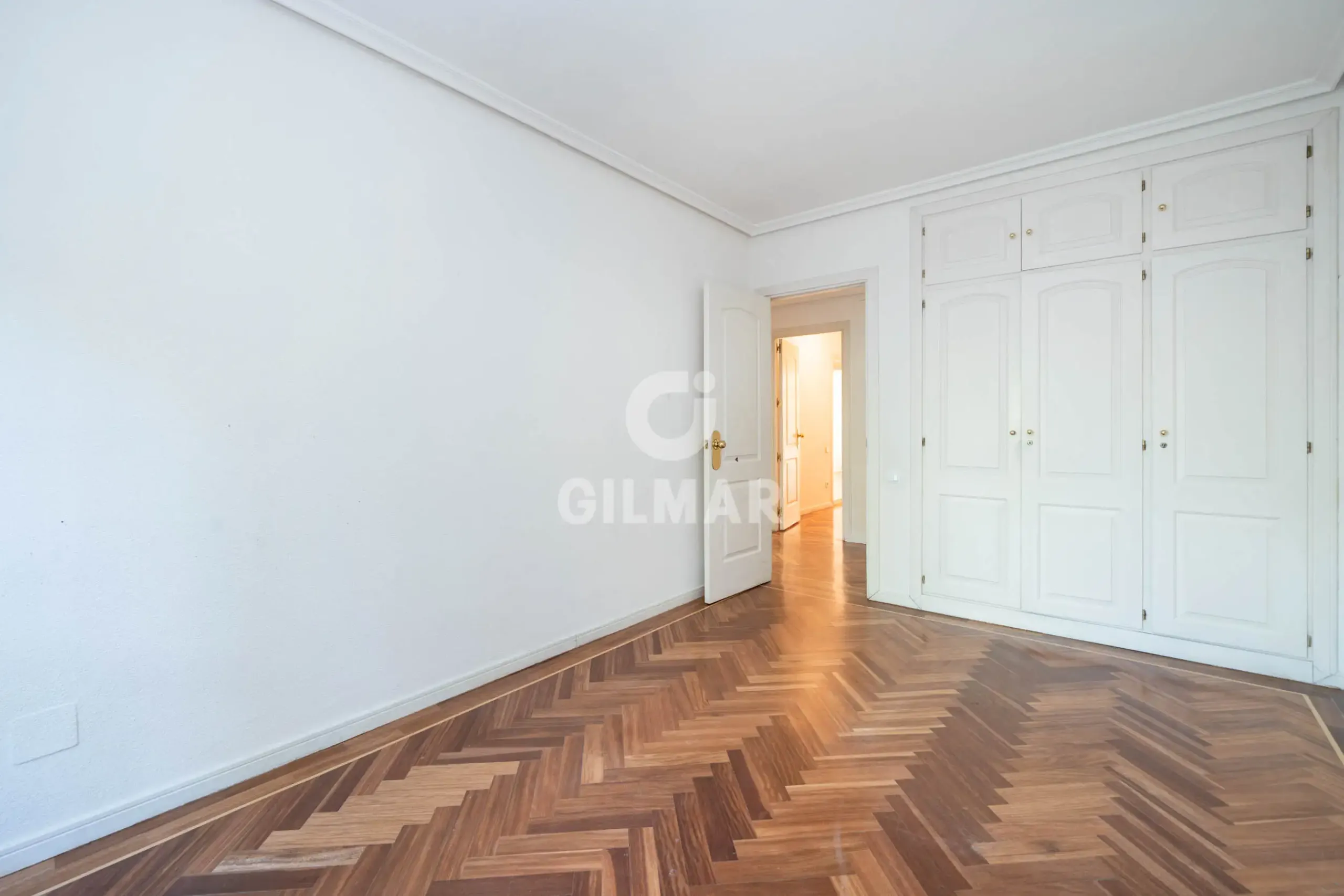 Apartment in Mirasierra - Madrid