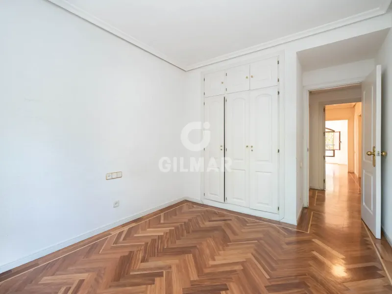 Apartment in Mirasierra - Madrid