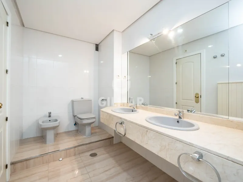 Apartment in Mirasierra - Madrid