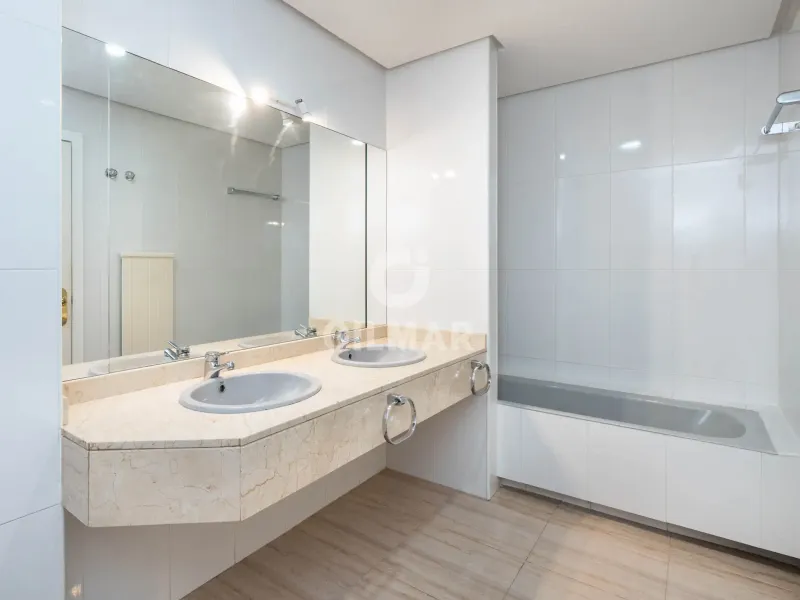 Apartment in Mirasierra - Madrid