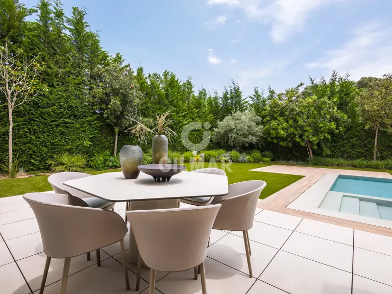 Villa in Estepona Este - Málaga