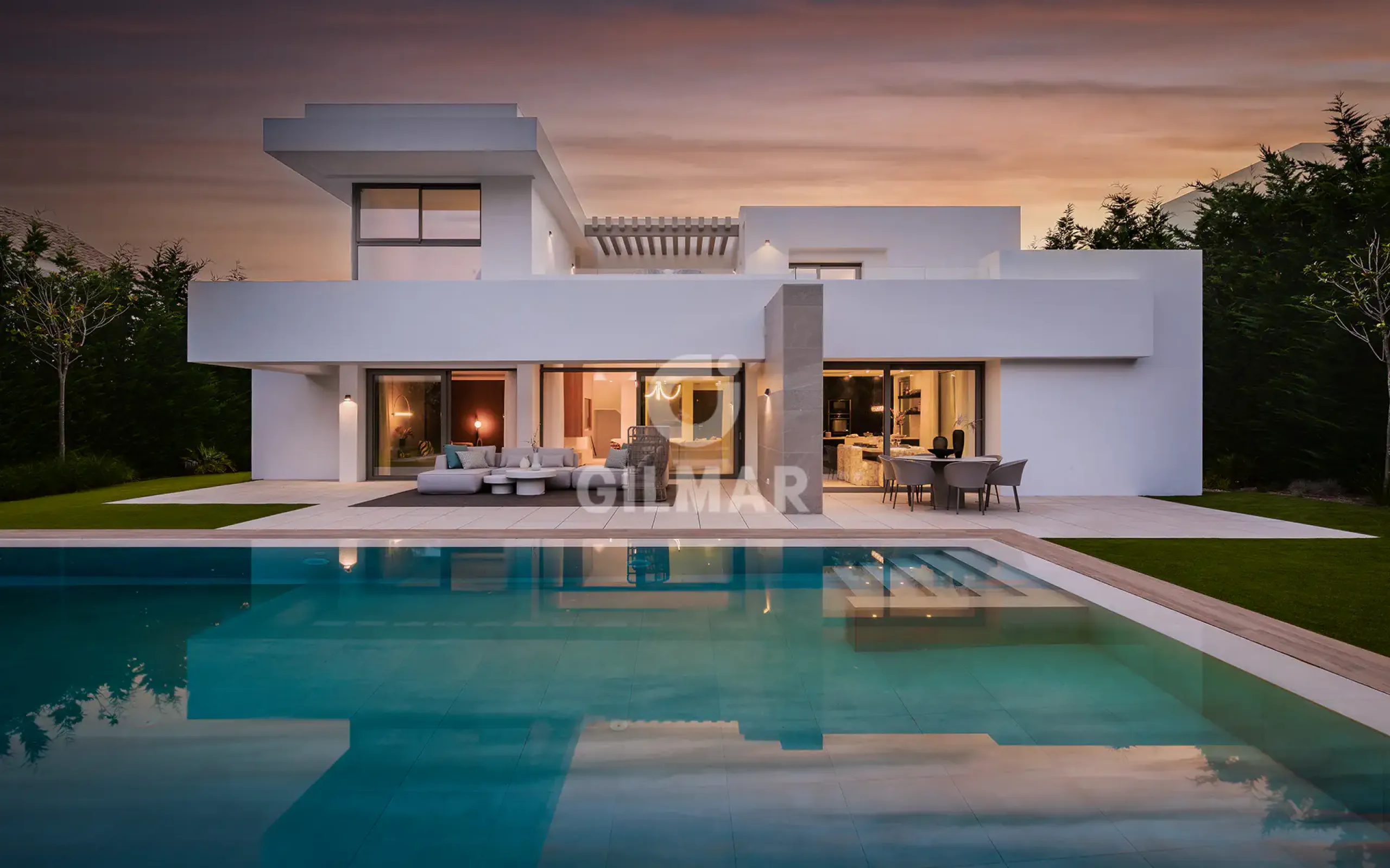 Villa in Estepona Este - Málaga