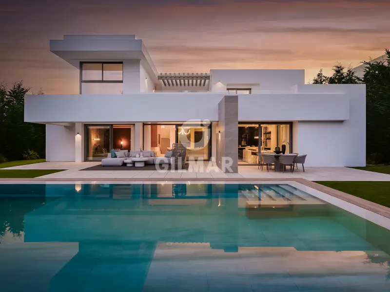 Villa in Estepona Este - Málaga