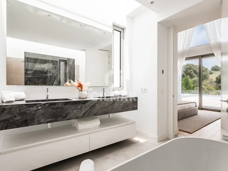 Villa in Estepona Este - Málaga