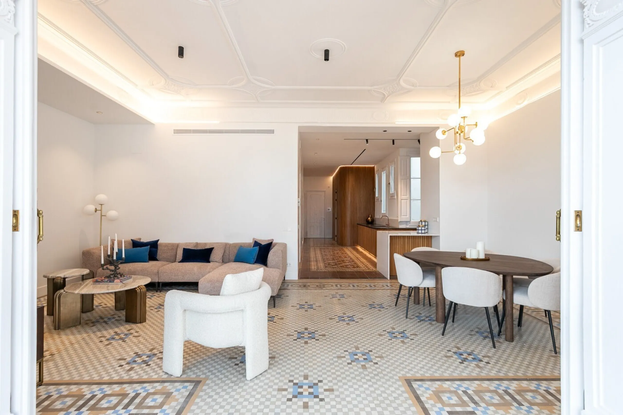 Timeless Elegance Meets Modern Living in Barcelona’s Quadrat d’Or