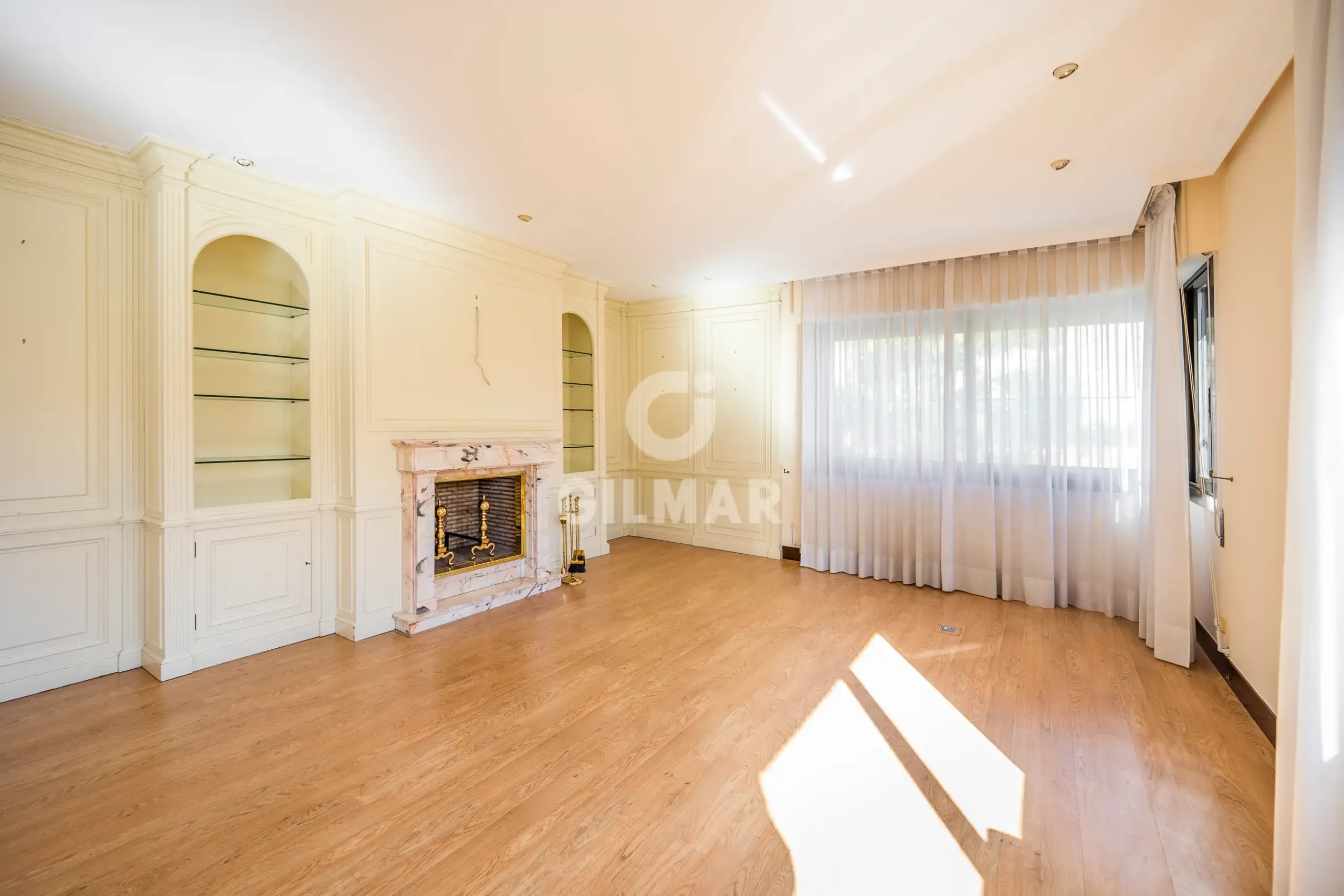 Semi-detached house in Peñagrande - Madrid