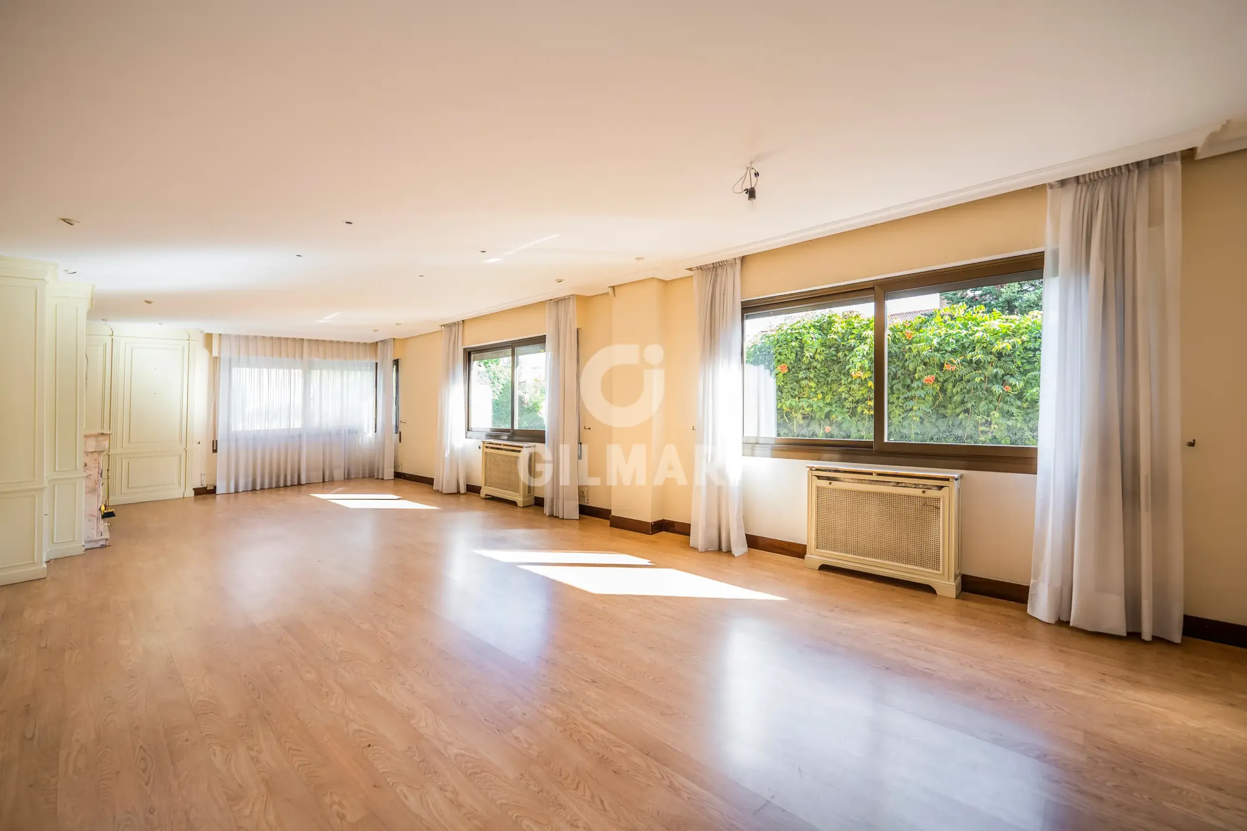Semi-detached house in Peñagrande - Madrid