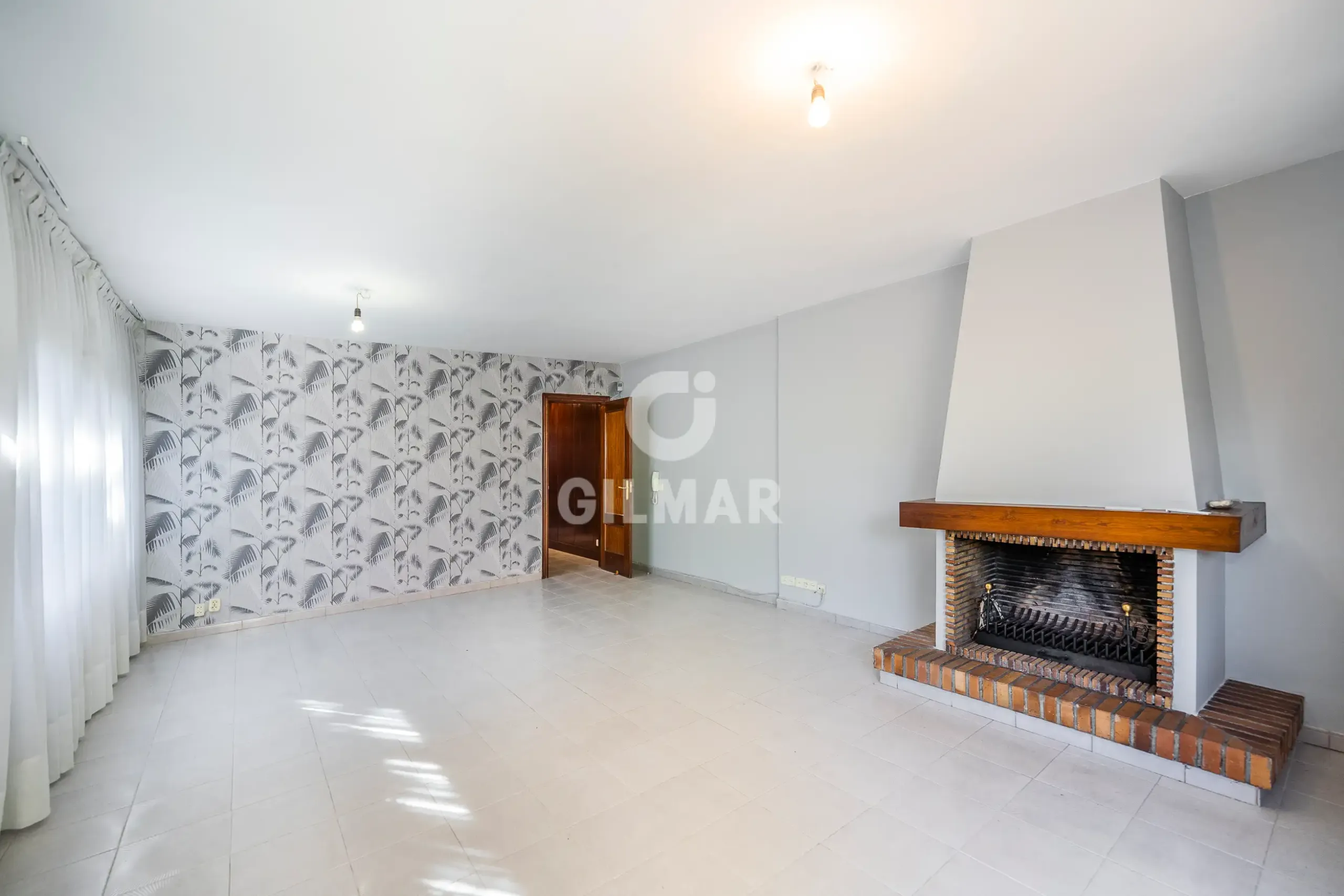 Semi-detached house in Peñagrande - Madrid