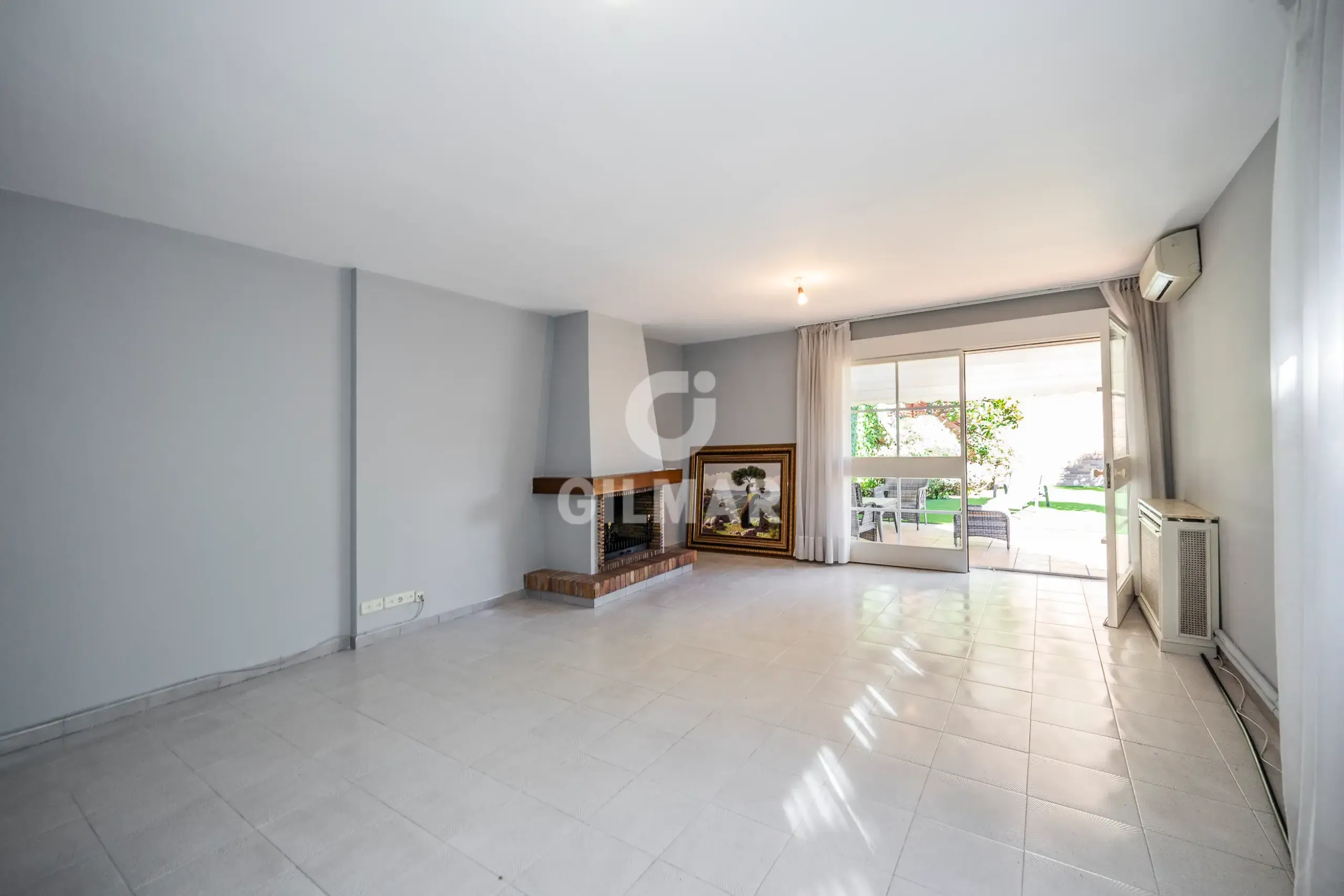 Semi-detached house in Peñagrande - Madrid